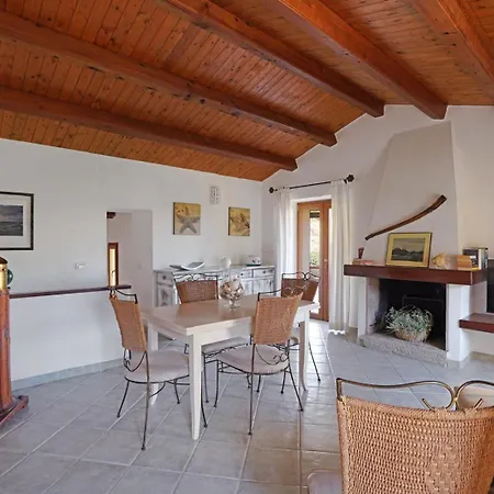 Naty 's House,villetta Al Mare فيلة